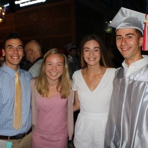 Meet your Posher, Fallon